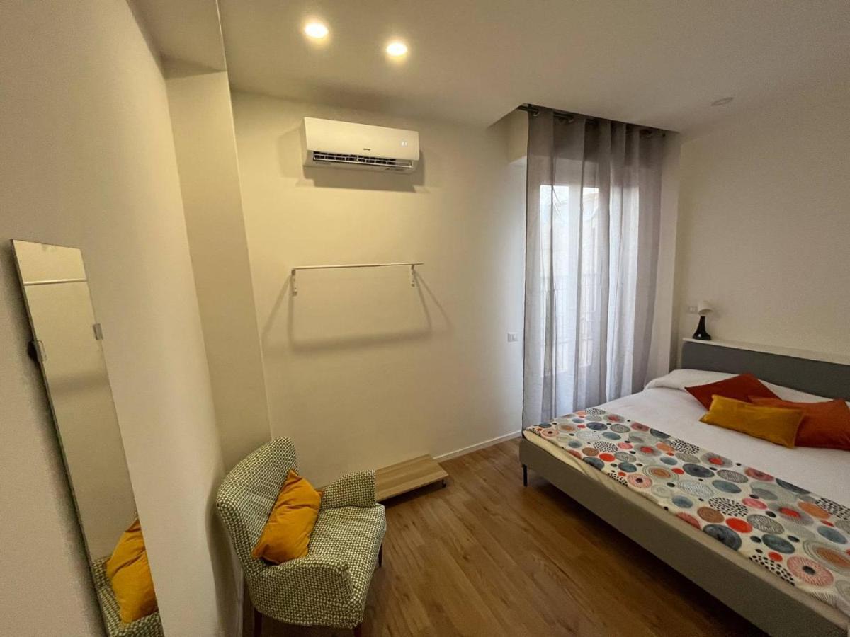 Casa Vacanze Caramagna 2 Ачи Костелло Экстерьер фото